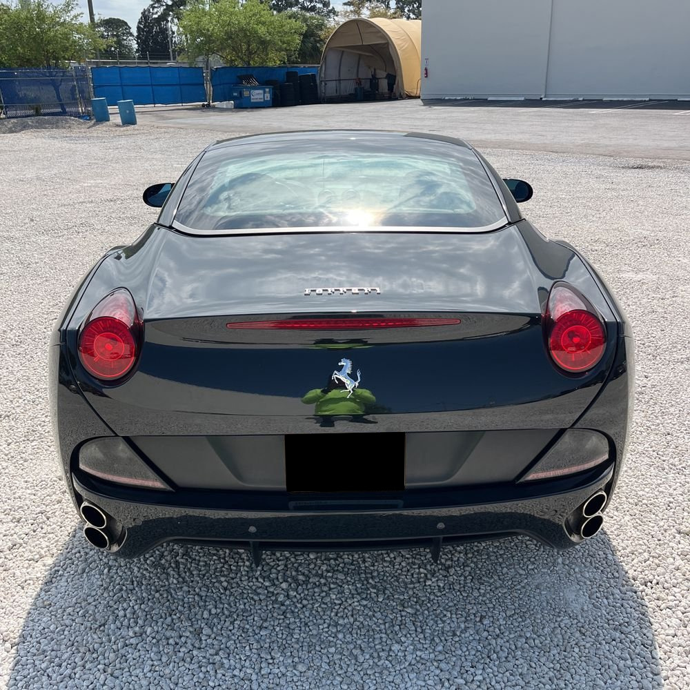 2013 Ferrari California Base