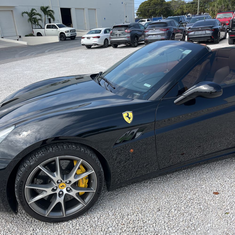 2013 Ferrari California Base