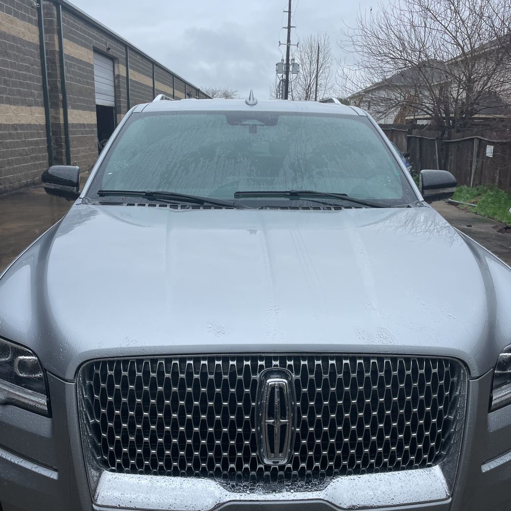 2023 Lincoln Navigator Standard