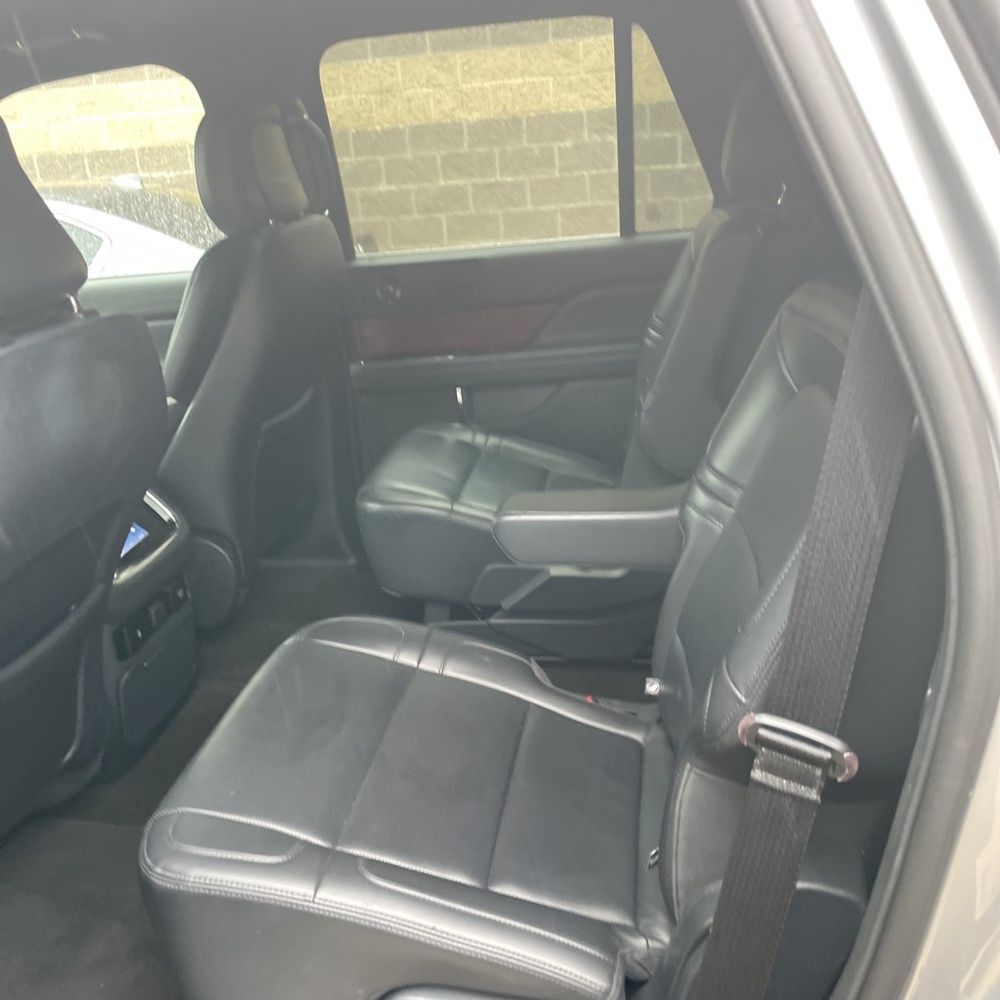 2023 Lincoln Navigator Standard