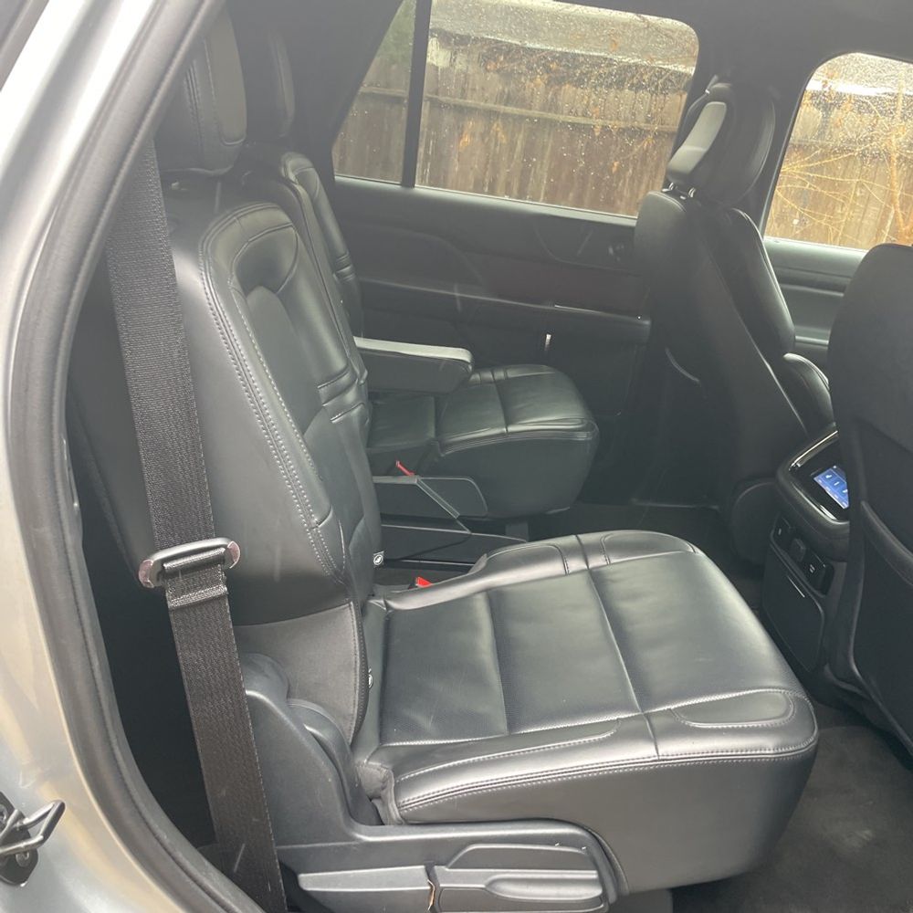 2023 Lincoln Navigator Standard