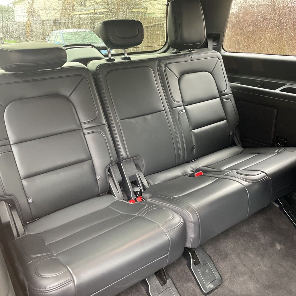 2023 Lincoln Navigator Standard