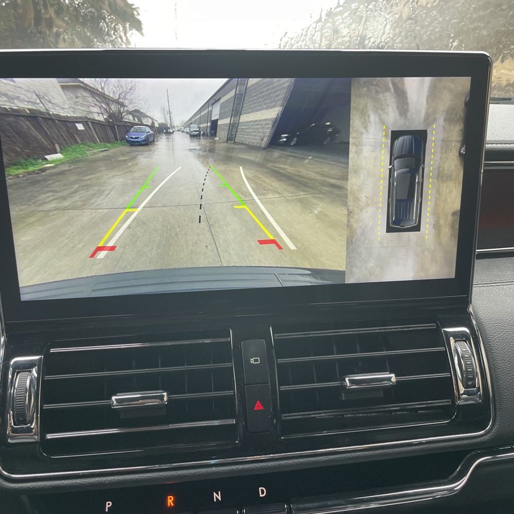 2023 Lincoln Navigator Standard