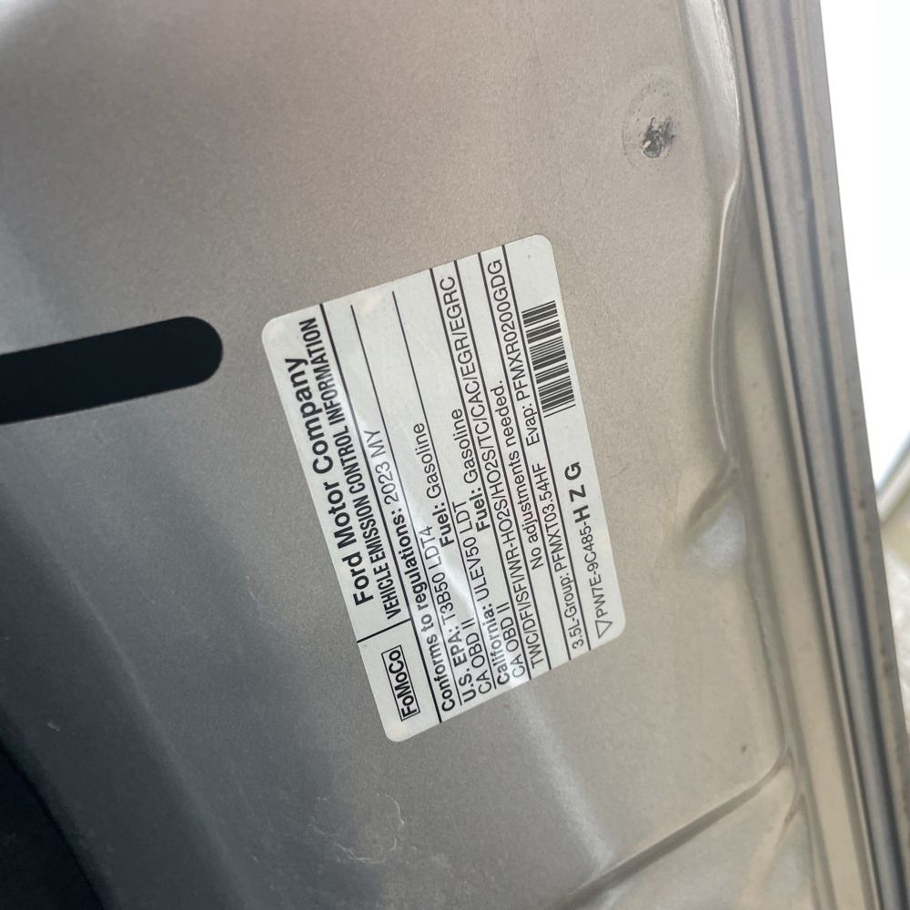 2023 Lincoln Navigator Standard