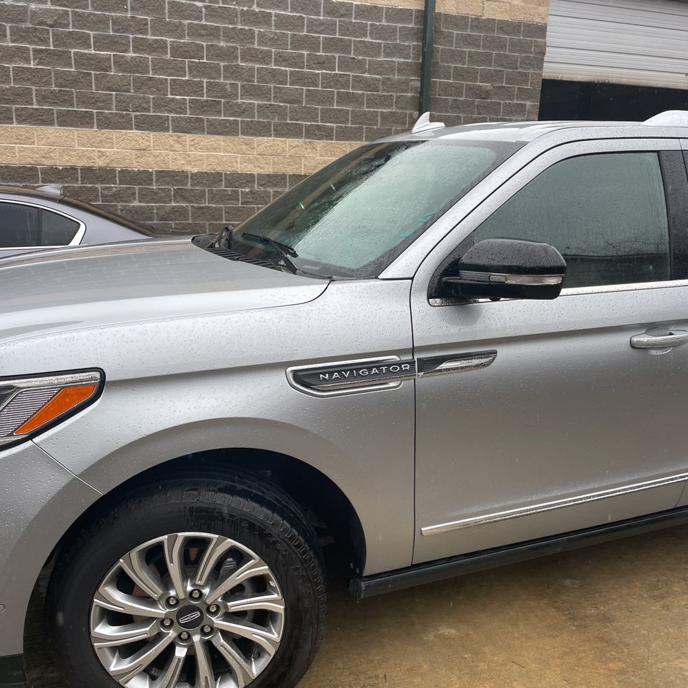 2023 Lincoln Navigator Standard