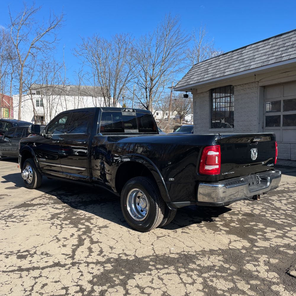 2022 Ram 3500 Limited