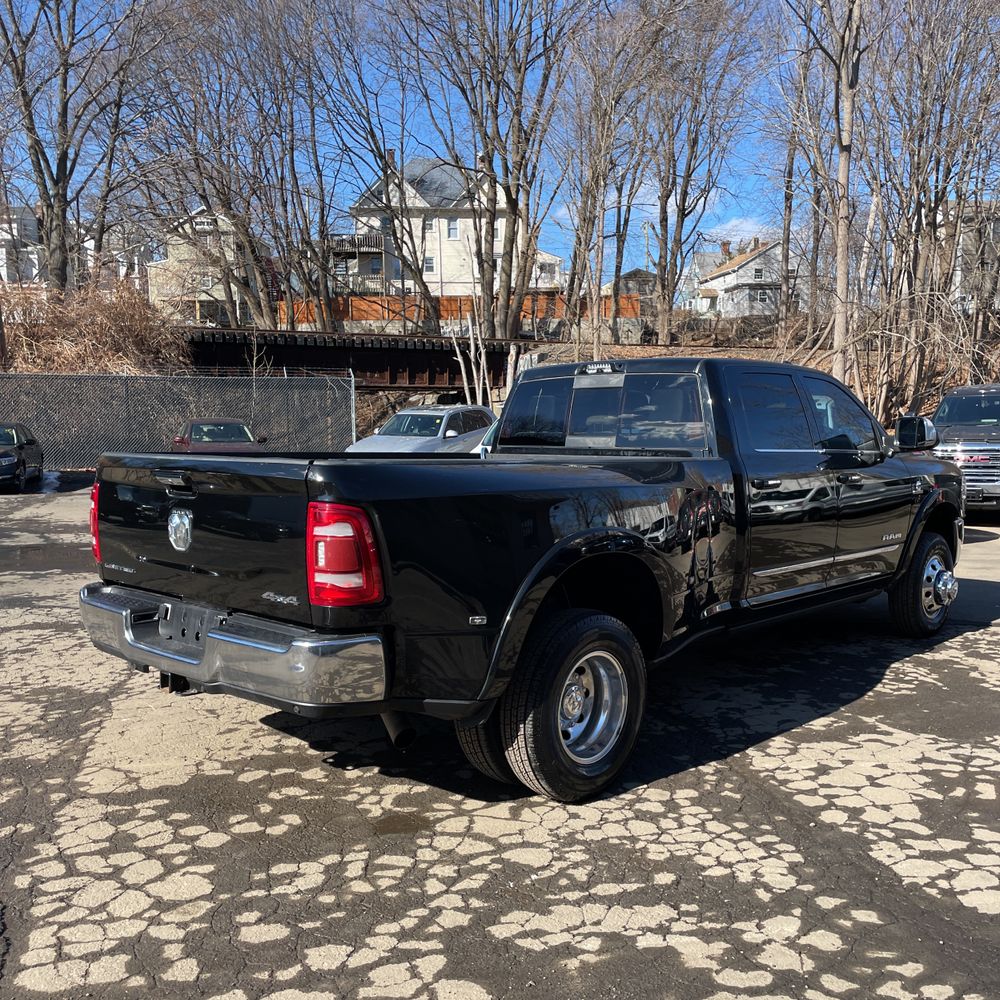 2022 Ram 3500 Limited
