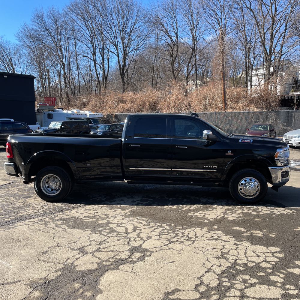 2022 Ram 3500 Limited