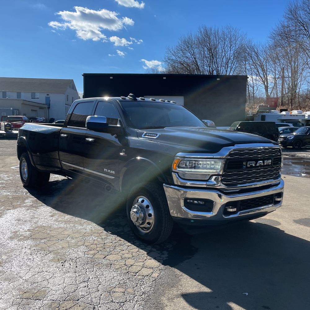2022 Ram 3500 Limited
