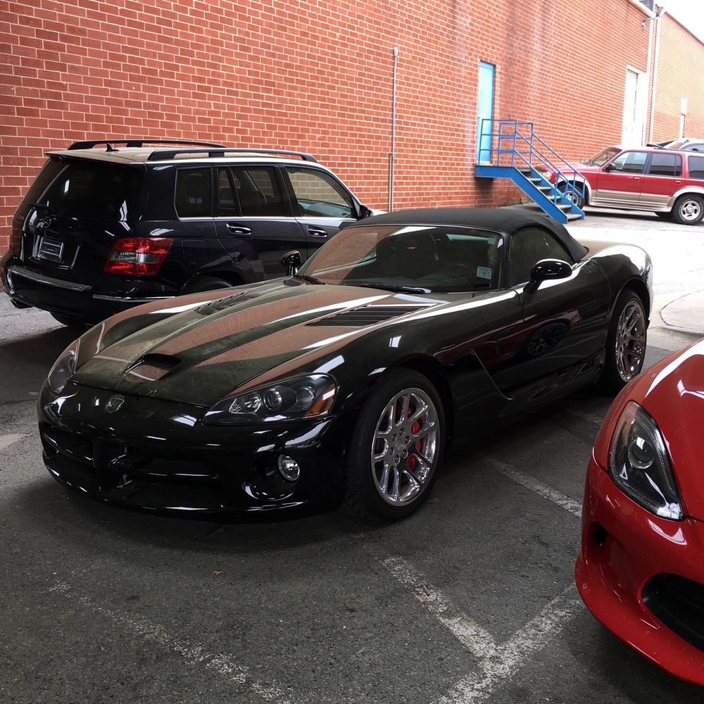 2004 Dodge Viper SRT-10