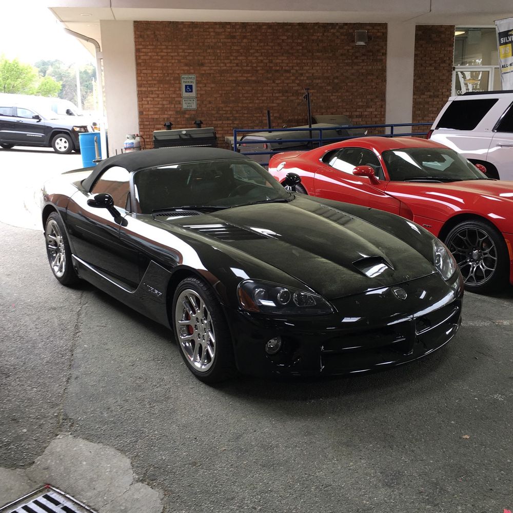 2004 Dodge Viper SRT-10
