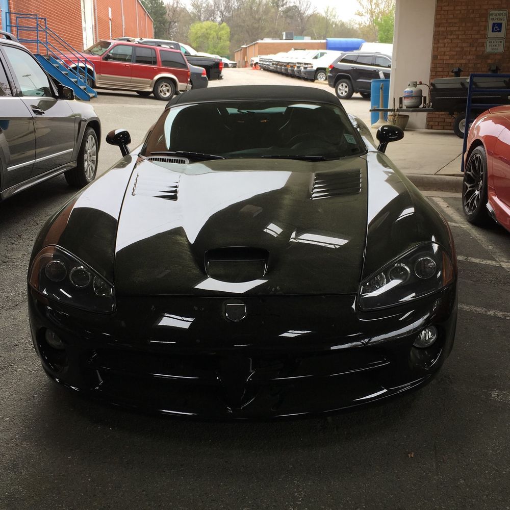 2004 Dodge Viper SRT-10