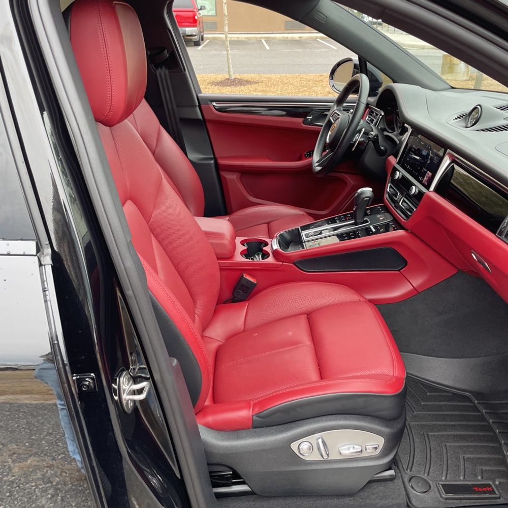 2023 Porsche Macan S