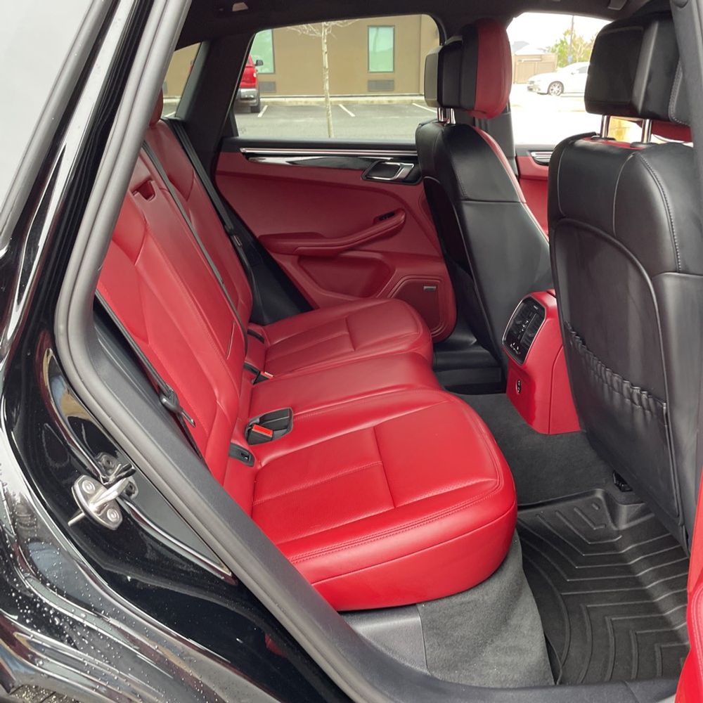 2023 Porsche Macan S