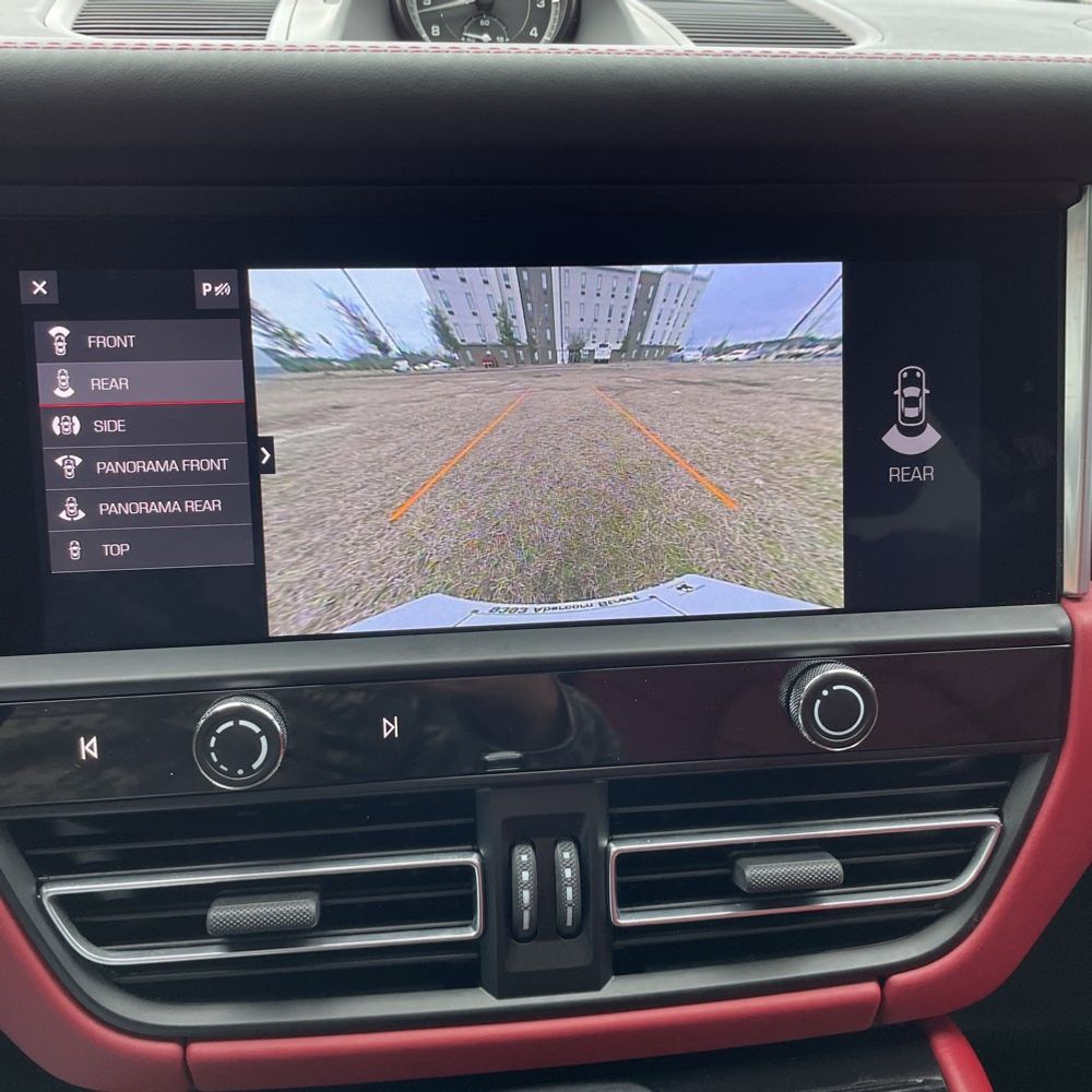 2023 Porsche Macan S