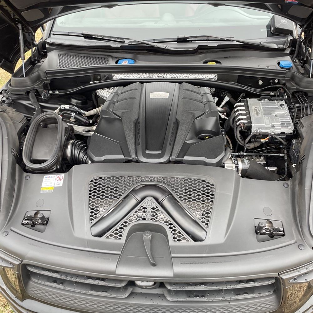 2023 Porsche Macan S