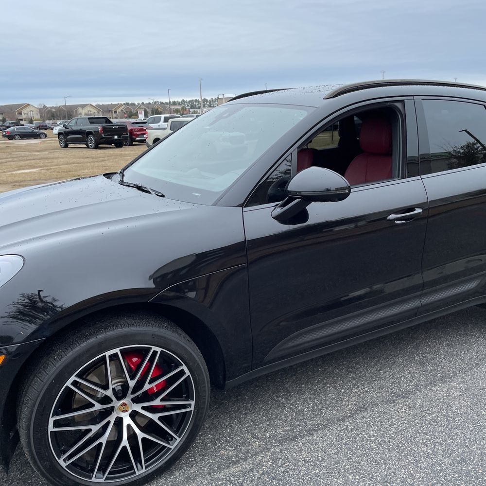 2023 Porsche Macan S