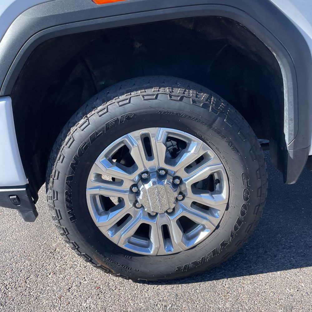 2023 GMC Sierra 3500HD Denali