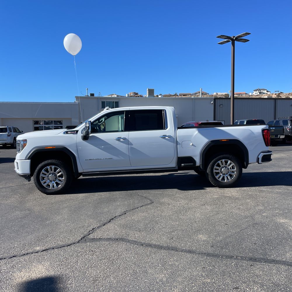 2023 GMC Sierra 3500HD Denali