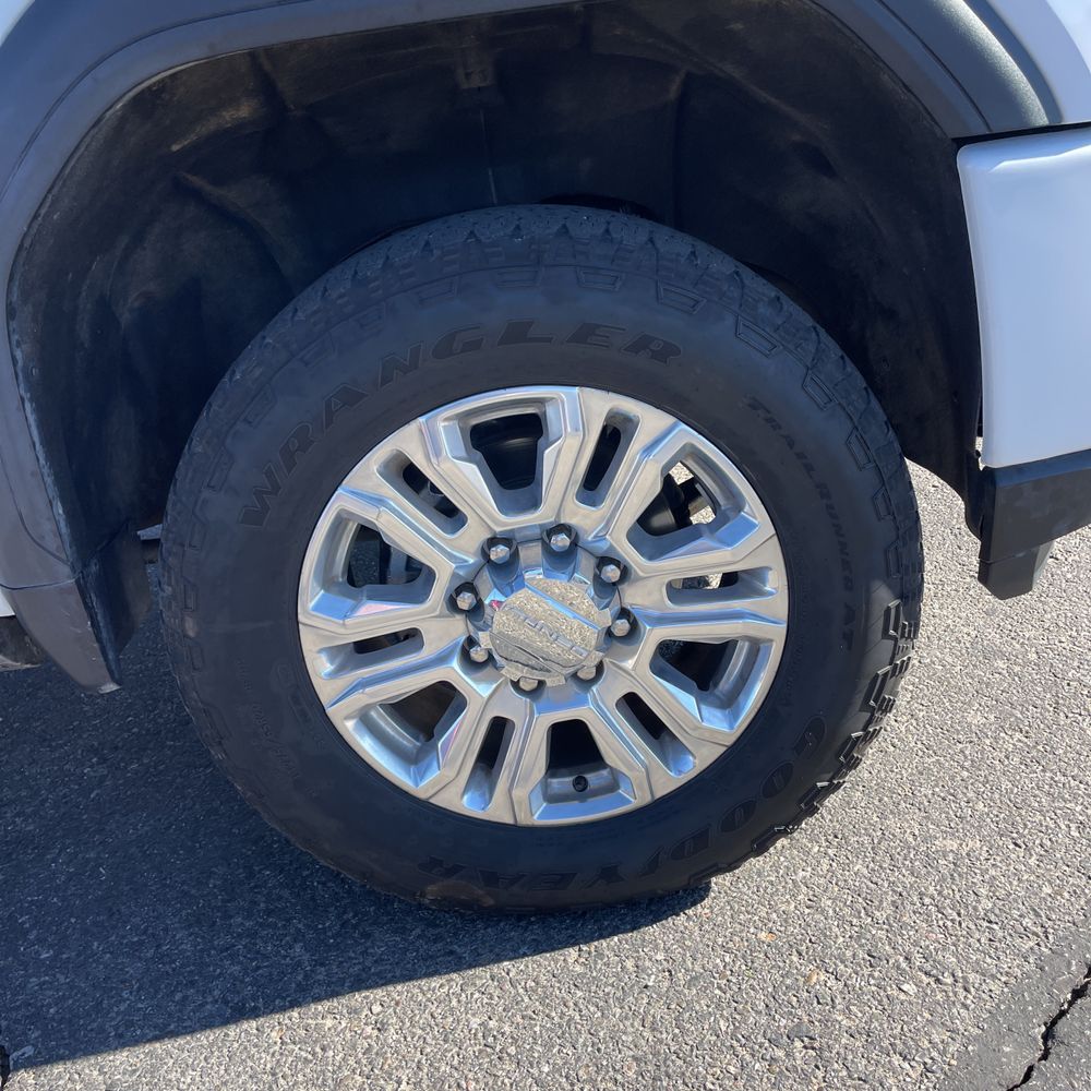 2023 GMC Sierra 3500HD Denali