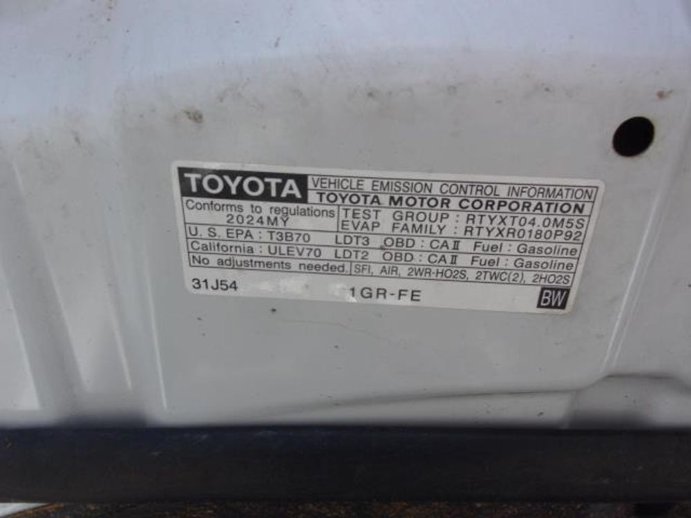 2024 Toyota 4Runner TRD Off Road