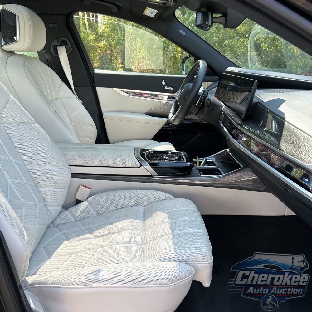 2024 BMW 7-Series 760i xDrive