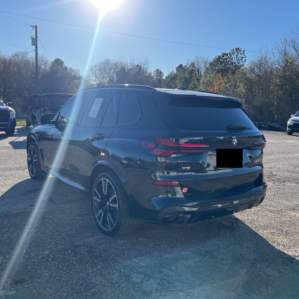 2024 BMW X5 M60i