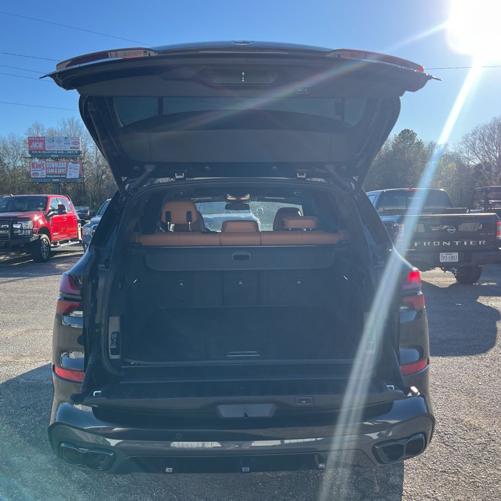2024 BMW X5 M60i