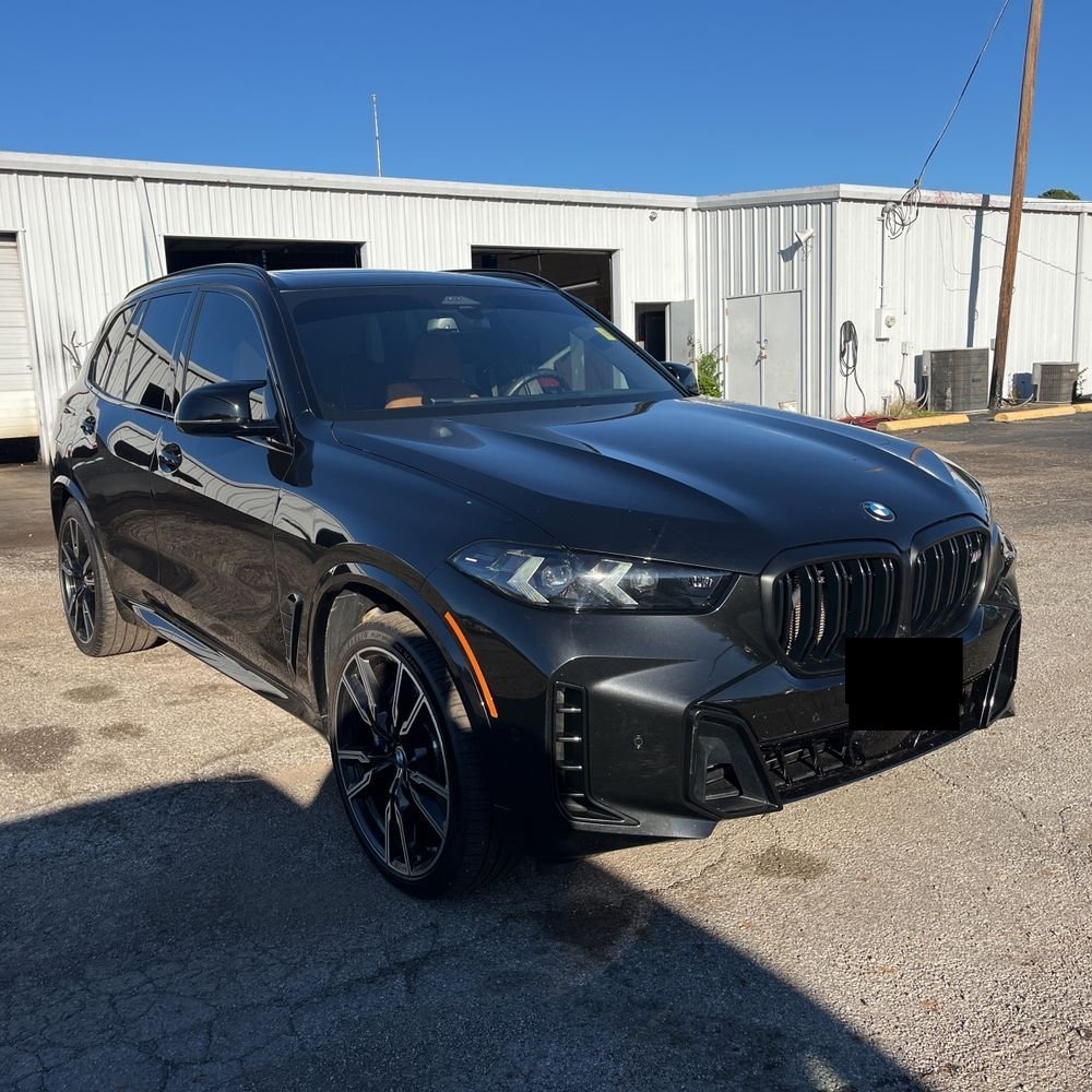 2024 BMW X5 M60i
