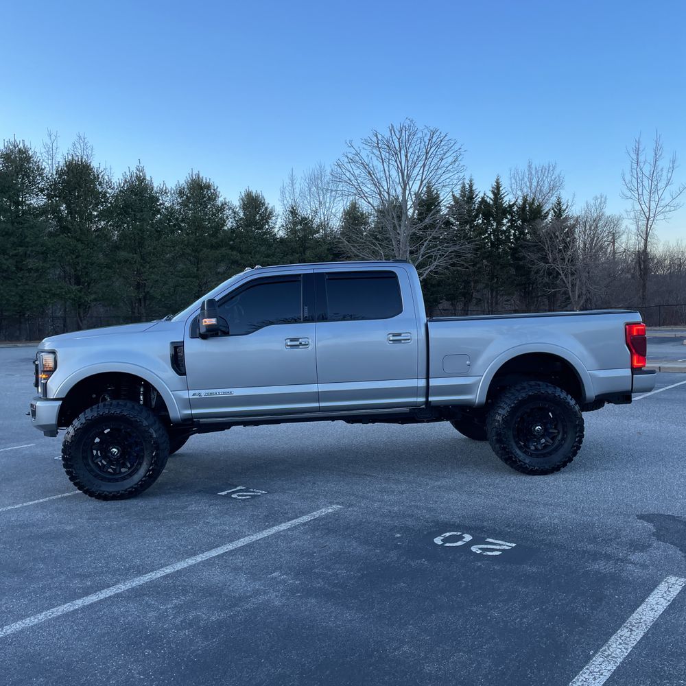 2020 Ford F-350 Super Duty Lariat