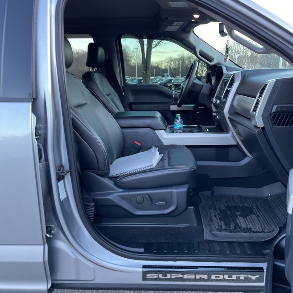 2020 Ford F-350 Super Duty Lariat
