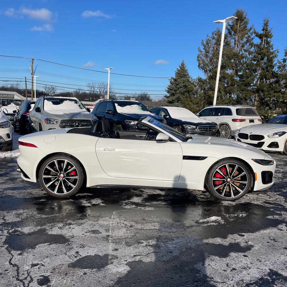2021 Jaguar F-Type R