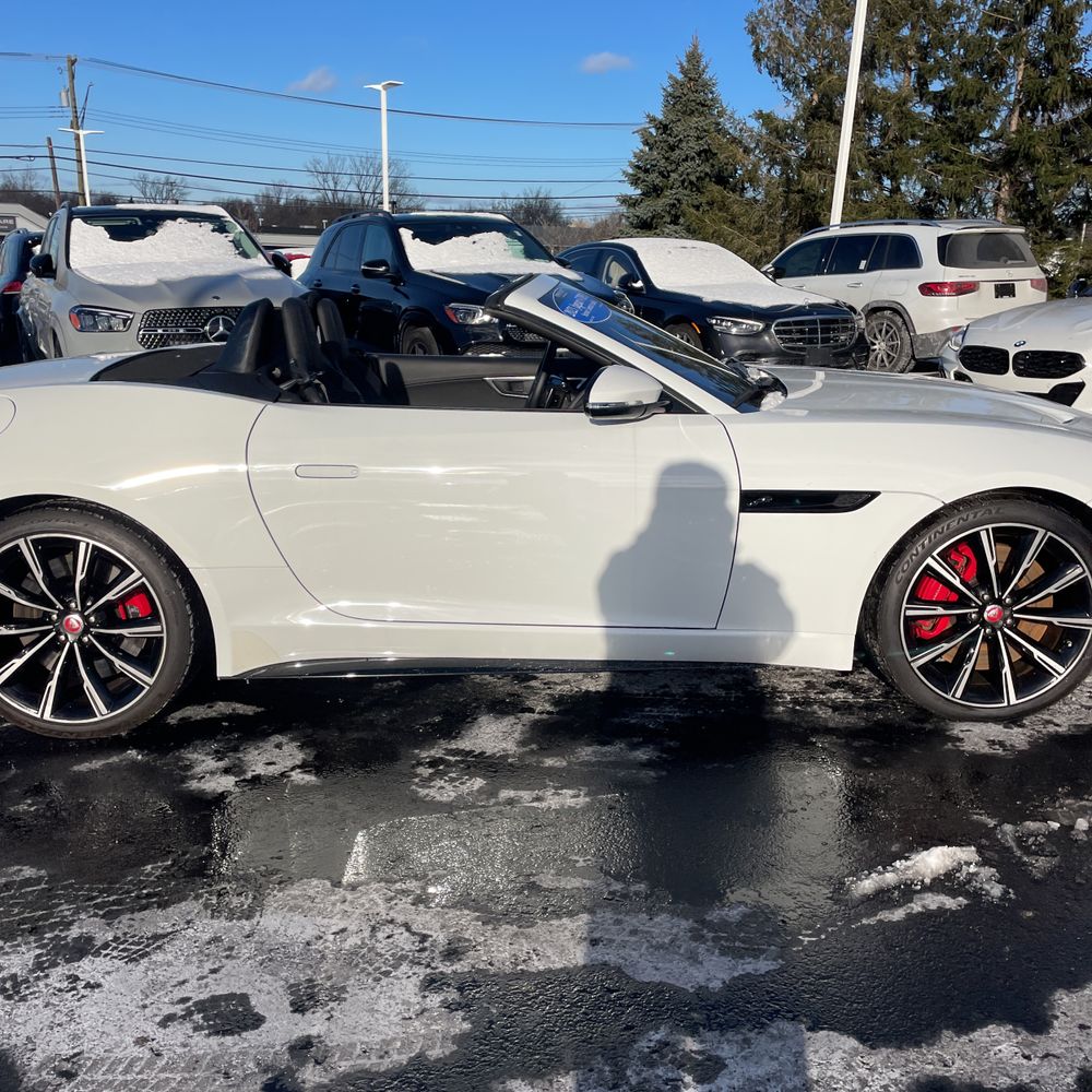 2021 Jaguar F-Type R