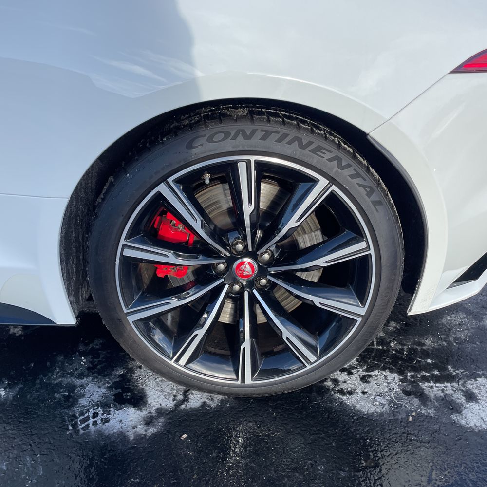 2021 Jaguar F-Type R