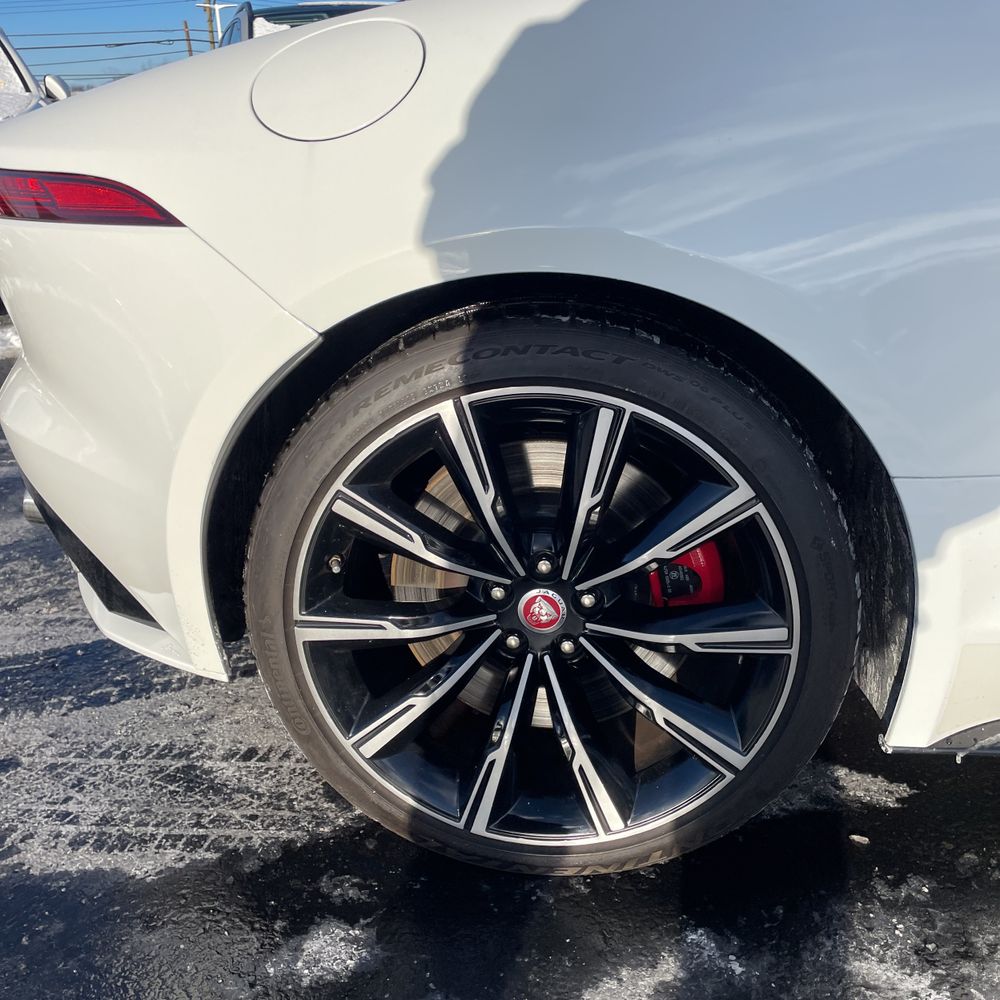 2021 Jaguar F-Type R