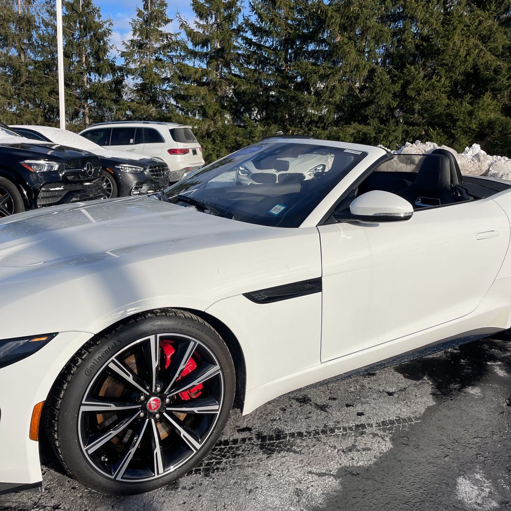 2021 Jaguar F-Type R