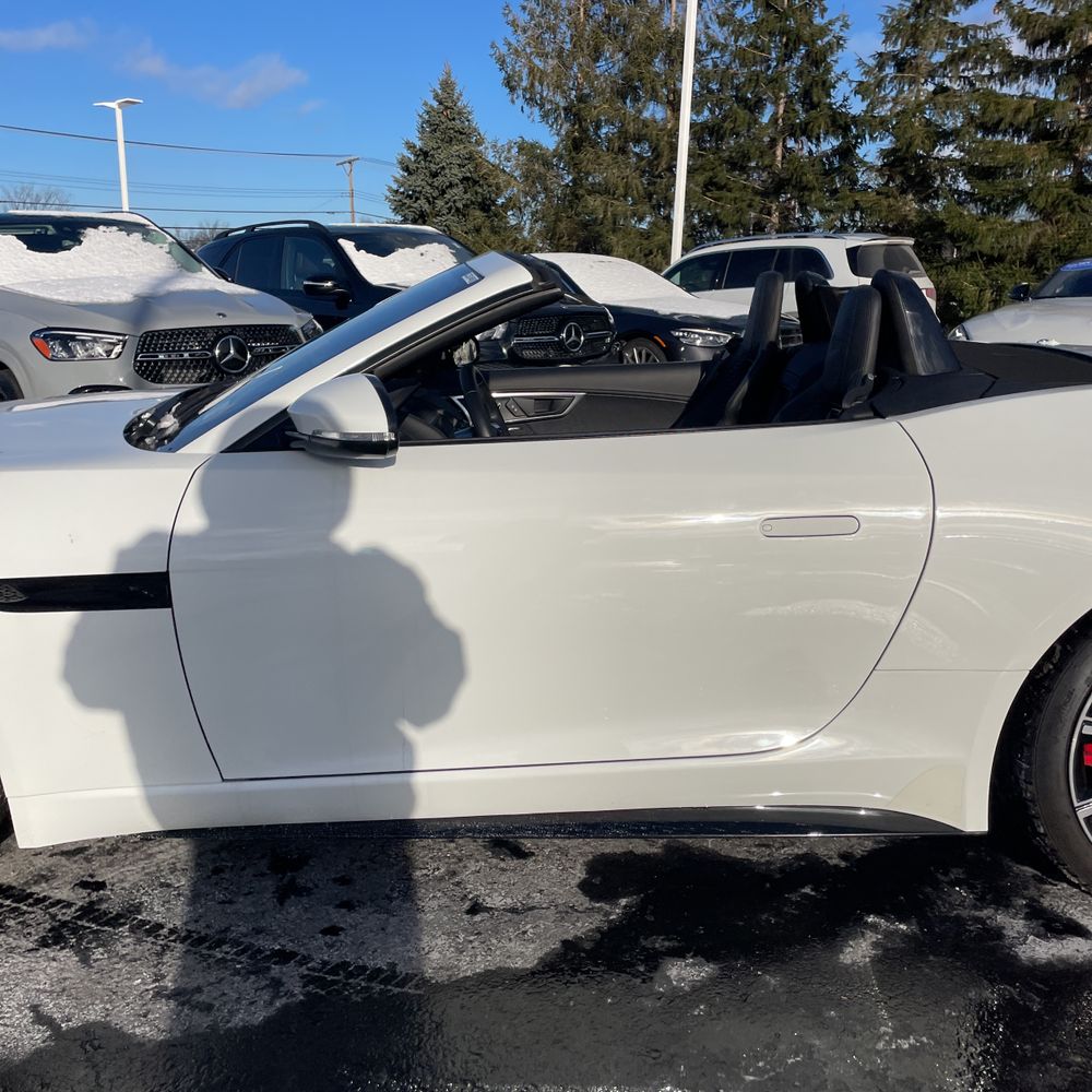 2021 Jaguar F-Type R