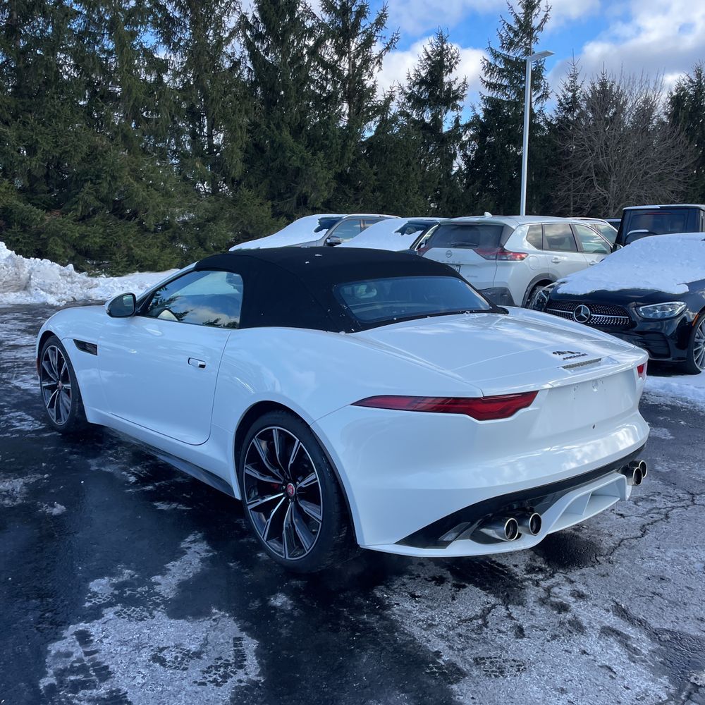 2021 Jaguar F-Type R