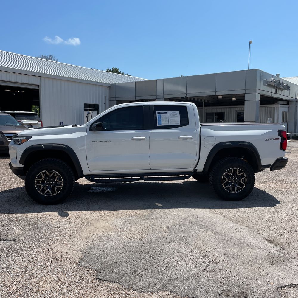 2024 Chevrolet Colorado ZR2