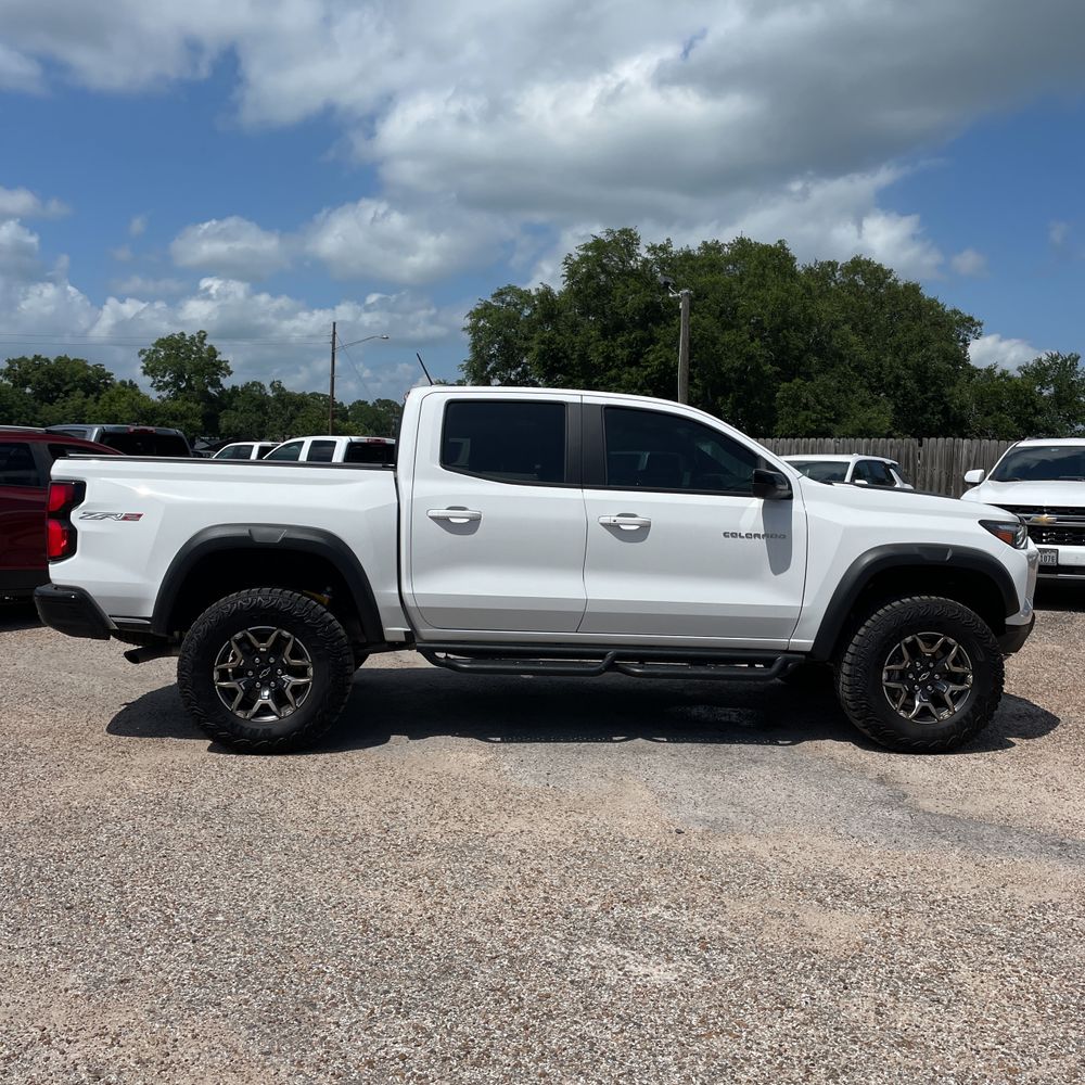 2024 Chevrolet Colorado ZR2