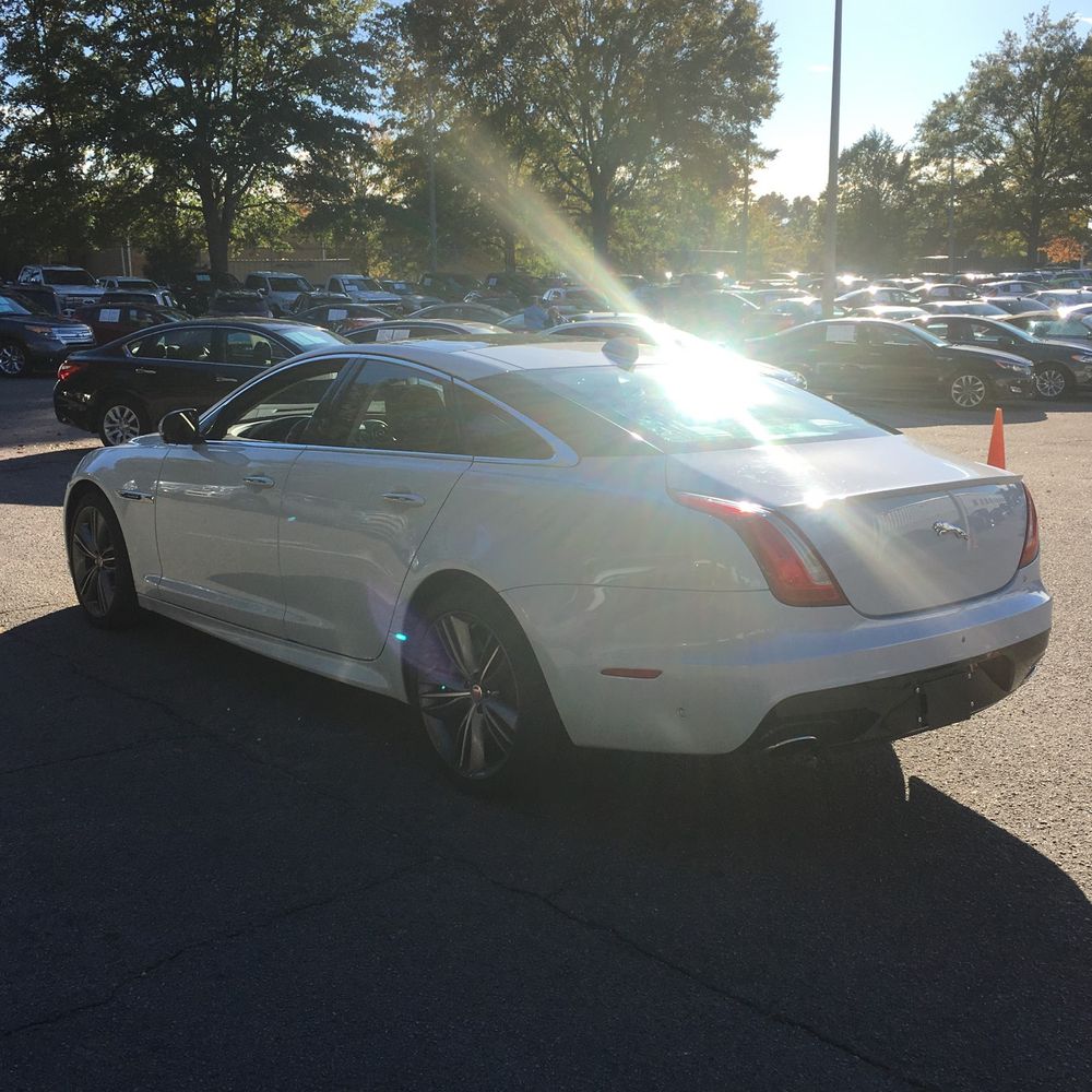 2016 Jaguar XJ Supercharged