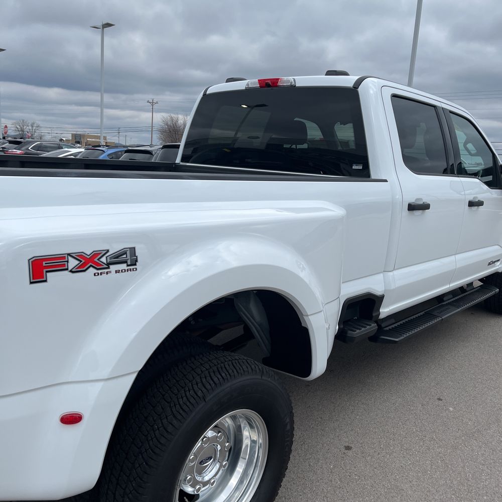 2024 Ford F-350 Super Duty XLT