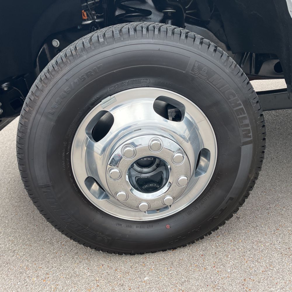 2024 Ford F-350 Super Duty XLT