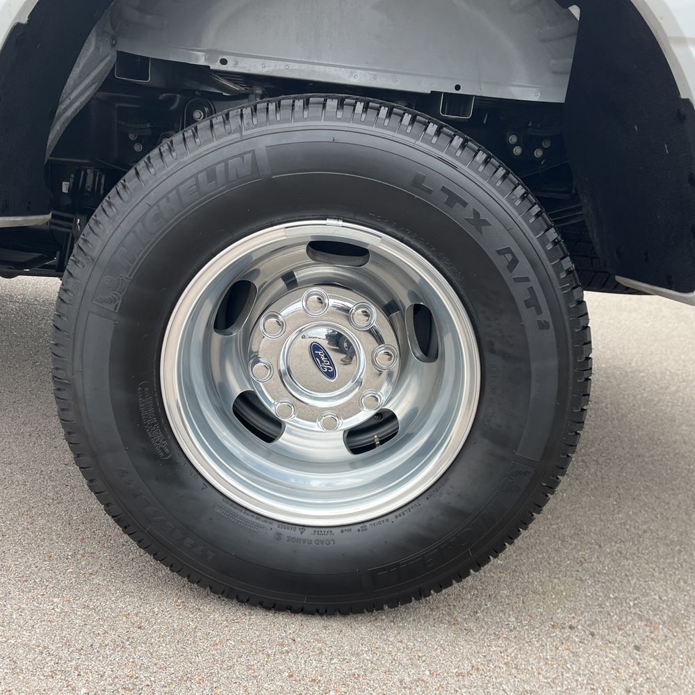 2024 Ford F-350 Super Duty XLT