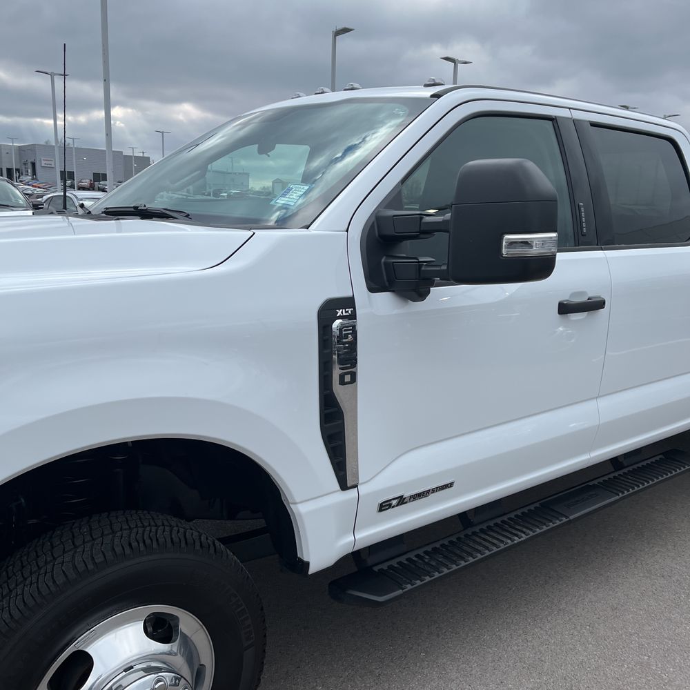 2024 Ford F-350 Super Duty XLT