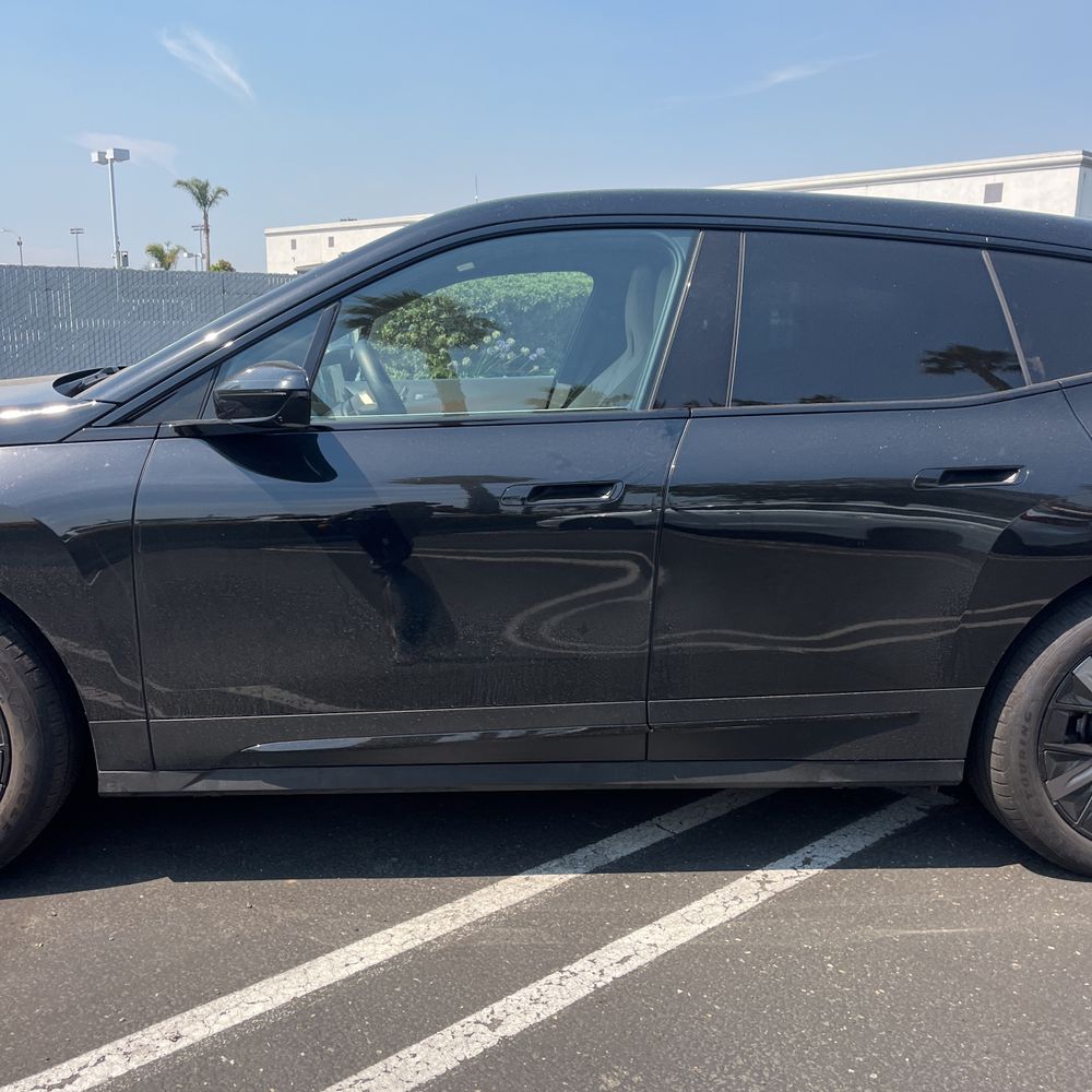 2025 BMW iX xDrive50
