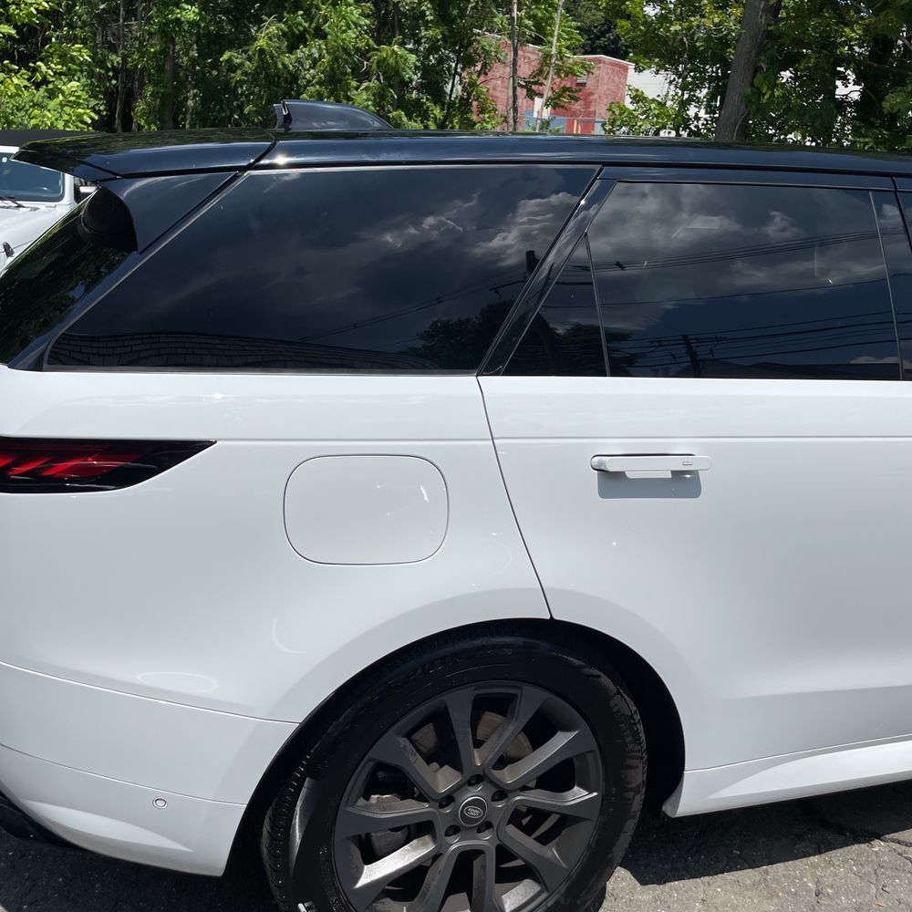 2025 Land Rover Range Rover Sport Dynamic SE P460e
