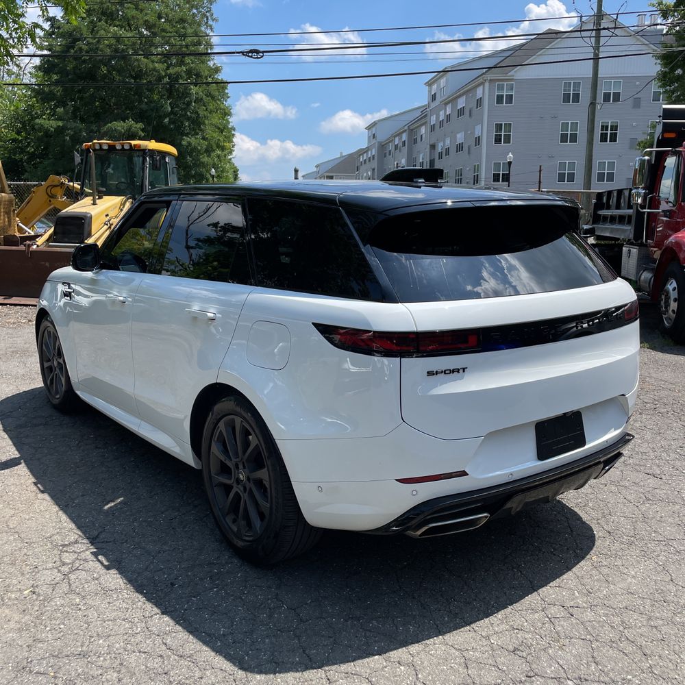 2025 Land Rover Range Rover Sport Dynamic SE P460e