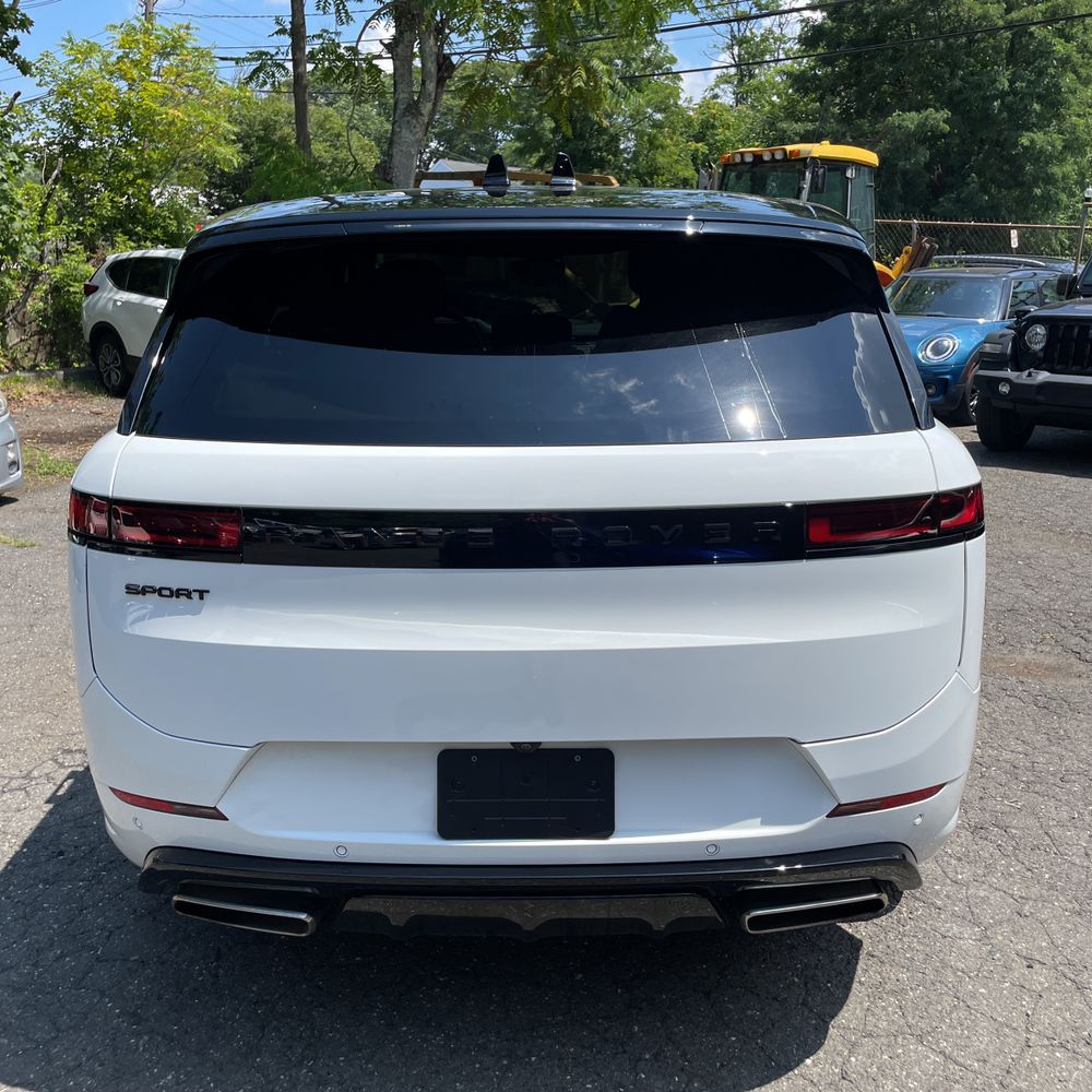 2025 Land Rover Range Rover Sport Dynamic SE P460e