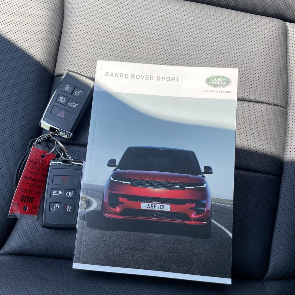 2025 Land Rover Range Rover Sport Dynamic SE P460e